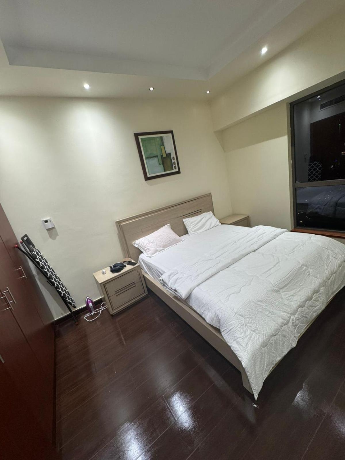 Sadaf 8 Jbr Luxury Master Bedroom Near Tram Dubaï Extérieur photo